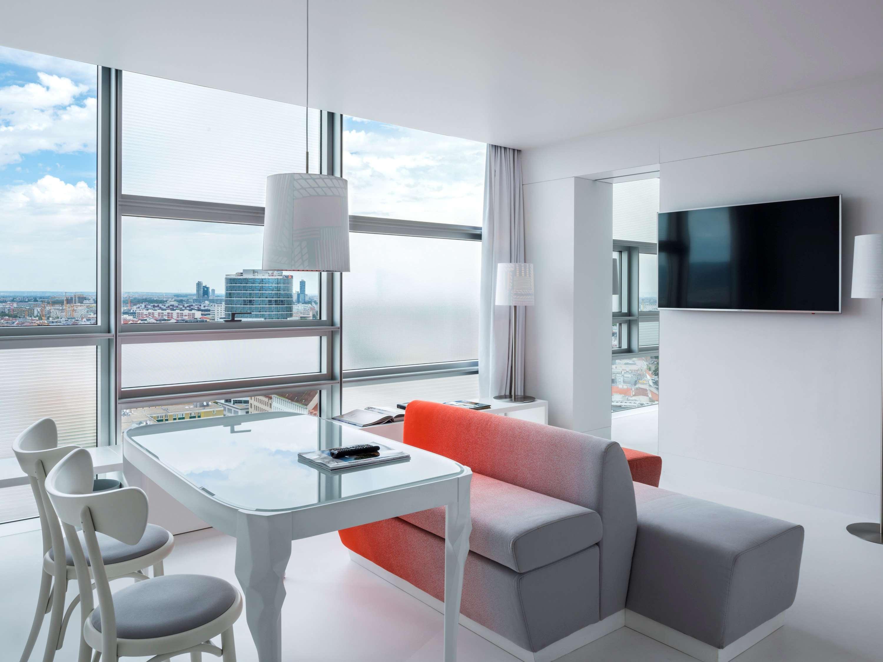 Hotel So/ 5*